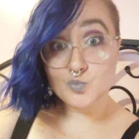 صورة الملف الشخصي لـ hideouslyadorable95