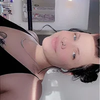 yourslut01's Profile Pic