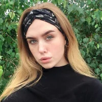 Play_8a8y's Profile Pic