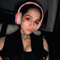 CapiMango Φωτ, Προφίλ