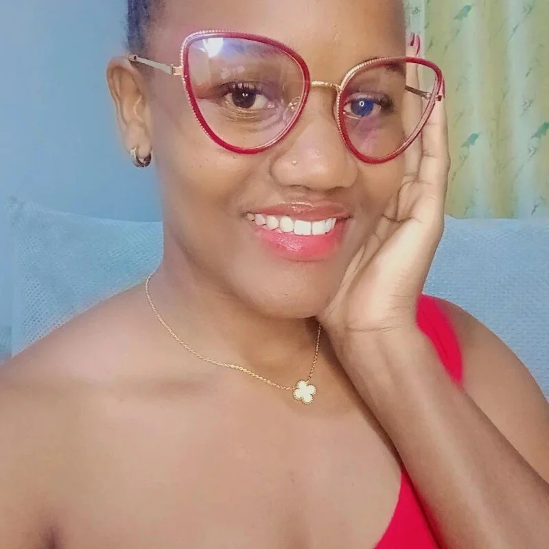 brownycurvey profile photo