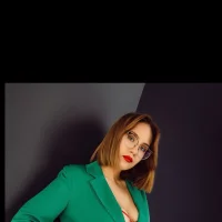 Emily_Bloom_'s Profile Pic