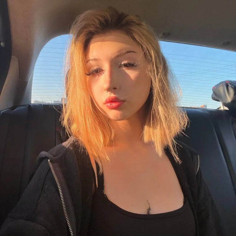 awinyre Stripchat profile image