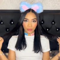 VelvetQueen1's Profile Pic
