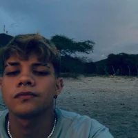 students_boy69's Profilbild