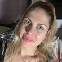 LikaBlossy's Profile Pic