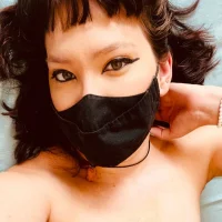 cloeblum2000's Profile Pic