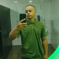 YuriJhon4's Profile Pic