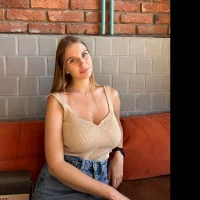 Ariana_Weinn's Avatar Pic