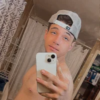 Twink24's Profile Pic