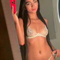 adelineevsのアバター写真