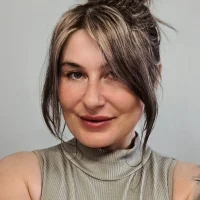 Ashalyn_Rosex's Avatar Pic
