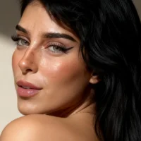 irisiris16's Profile Pic