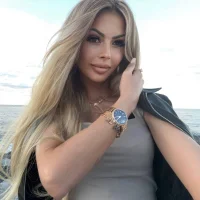 LaraAmosX