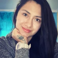abril_johnson1's Profile Pic