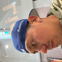 תמונת פרופיל של charlesyana