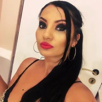 SexyRowa's Avatar Photo