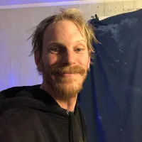 Loverboy42083's Profile Pic