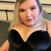 CanadianCapricorn Φωτ, Προφίλ