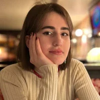 ElwineBasil's Profile Pic