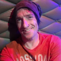 captianfrost's Profile Pic