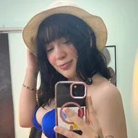 rossabby's Profile Pic