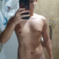 Gianniidav Φωτ, Προφίλ