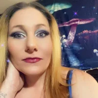 Queen_Courtney83's Profile Pic
