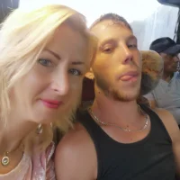 katyandjohns profilbillede