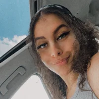 תמונת פרופיל של lightskinlatinaa