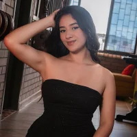 anne_leee's Avatar Pic