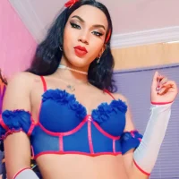 LaiilyBell12