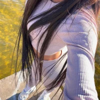 Slika avatara modela Arina_Bloom