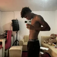Mikel_Leroy's Avatar Pic