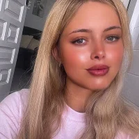 Blonde_bhabie Gambar Avatar