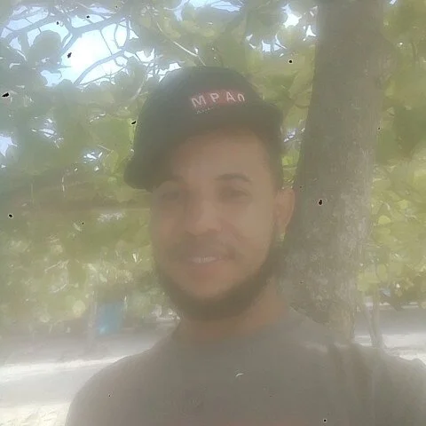 R-ant12 profile photo