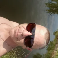 Alekscool's Profile Pic