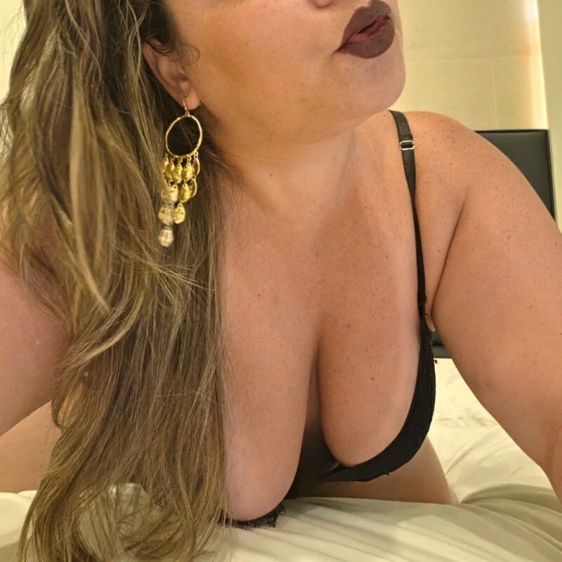 lauramartinez24 profile photo