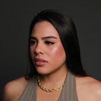 Alessia-Ferrer's Avatar Pic