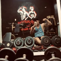 Nikomont20's Profile Pic
