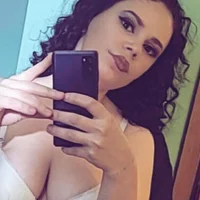 Zdjęcie profilowe modela REAL_EMA