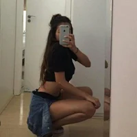 Lisa17_'s Profile Pic