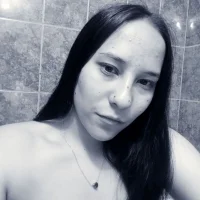Roxy_Heart's Profile Pic