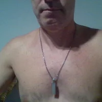 acomerlatoda1975's Profile Pic
