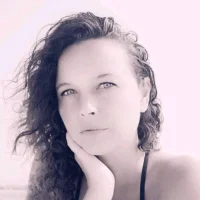 รูปโปรไฟล์ของ NipplesNelle