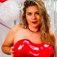 KimberlyBay's Avatar Pic