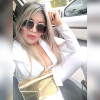 miss_carlota1's Profile Pic