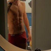 cumkingdz 的个人资料图片