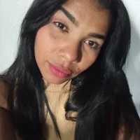 kira_marquez