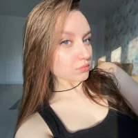 LilyGlow's Profile Pic